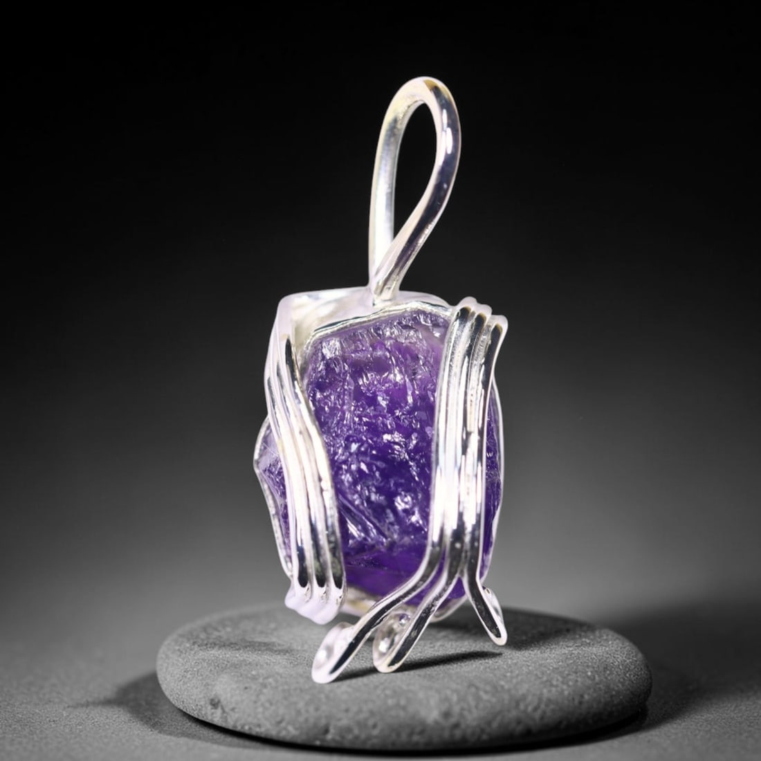 3.94g Crystal Rock Wire Wrap Pendant - 925 Silver , 855E: Ksmith Heritage Auctioneers Subject: Natural Crystal Rock Pendant Type: Pendant