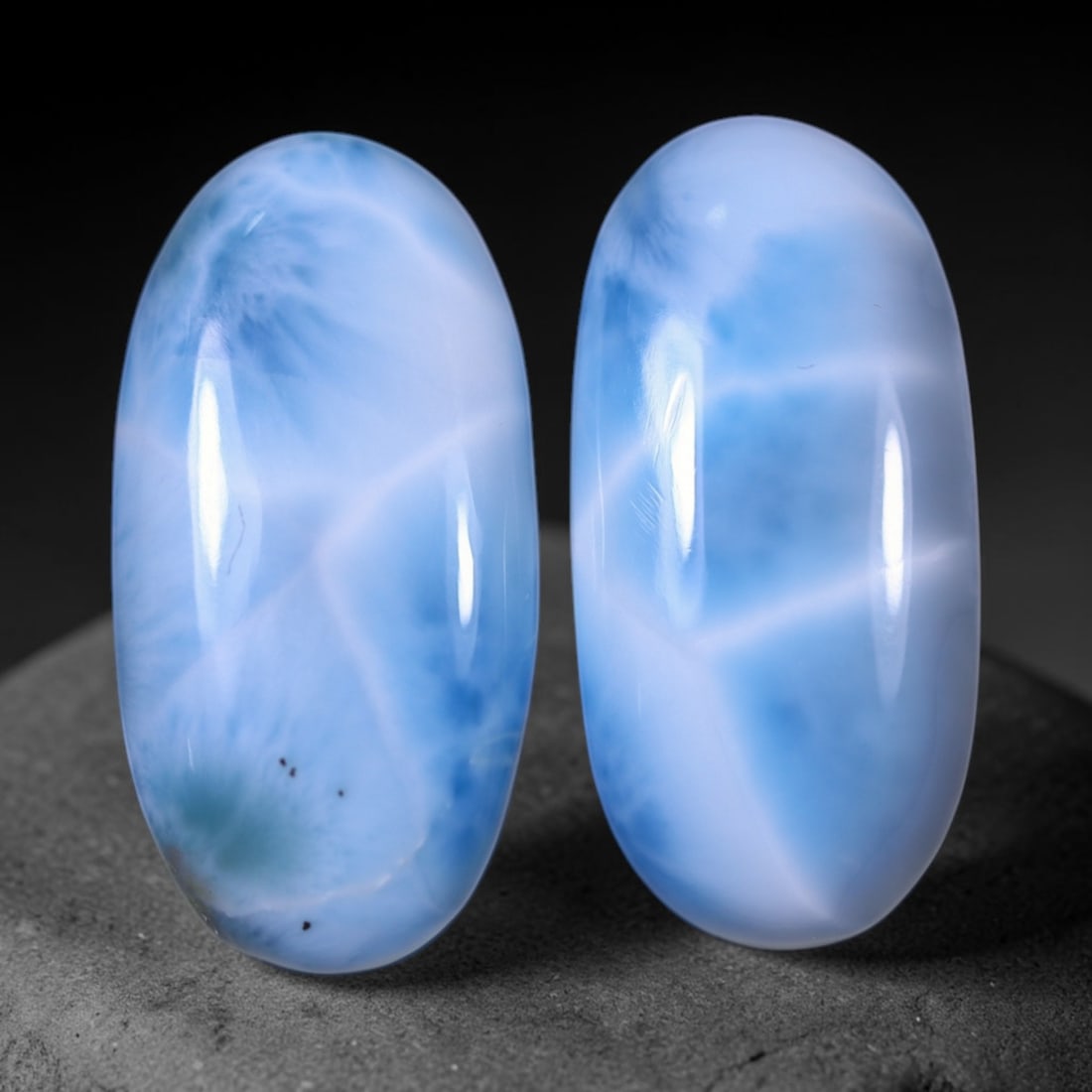 *38.28cts Natural Larimar Set - Polished Cabochon , 996E: Ksmith Heritage Auctioneers Subject: Natural Larimar Carat Weight: 38.28 cts Dimension: 25.3x12.3x6 mm Type: Cabochon, Polished