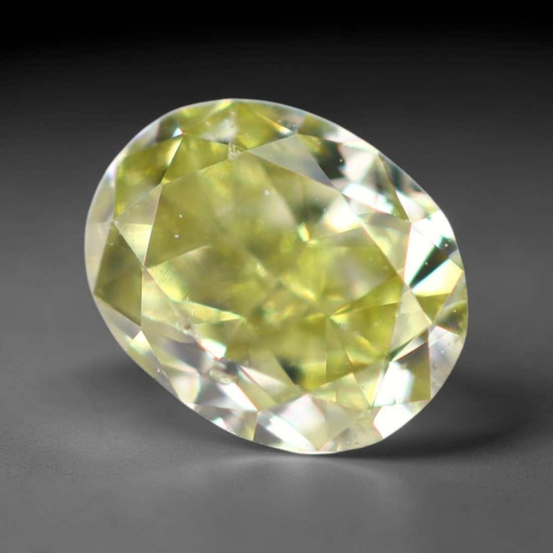 0.22Ct Fancy Diamond - Polished Faceted , 1093E: Ksmith Heritage Auctioneers Subject: Natural Diamond Origin: Africa Carat Weight: 0.22Ct Dimension: 3.9x3.1x2 mm Treatment: Unheated Type: Faceted, Polished