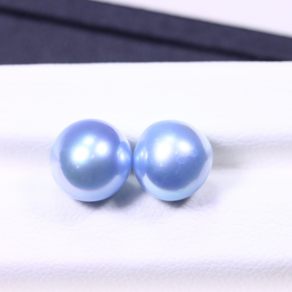 6.84cts Blue Freshwater Pearl Pair 7.6mm - No Hole Drill , 499C (1 of 2)