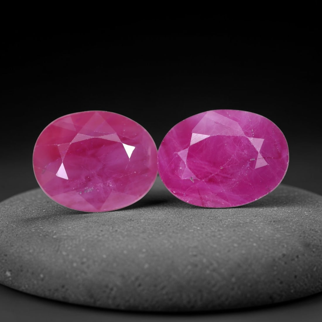 9.64Ct Red Ruby Set - Polished Faceted , 838E: Ksmith Heritage Auctioneers Subject: Natural Ruby Origin: Burma Carat Weight: 9.64Ct Dimension: 11.3x8.3x5.9 mm Treatment: Heated Type: Faceted, Polished