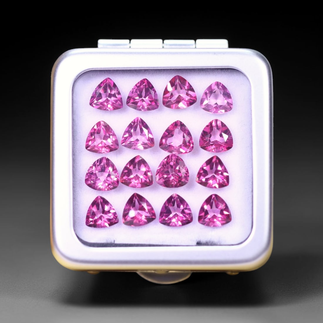 *14.33cts Natural Pink Topaz Set - Polished Faceted , 6mm, 37C: Ksmith Heritage AuctioneersSubject: Natural Topaz (without box) Origin: Myanmar Treatment: Coated