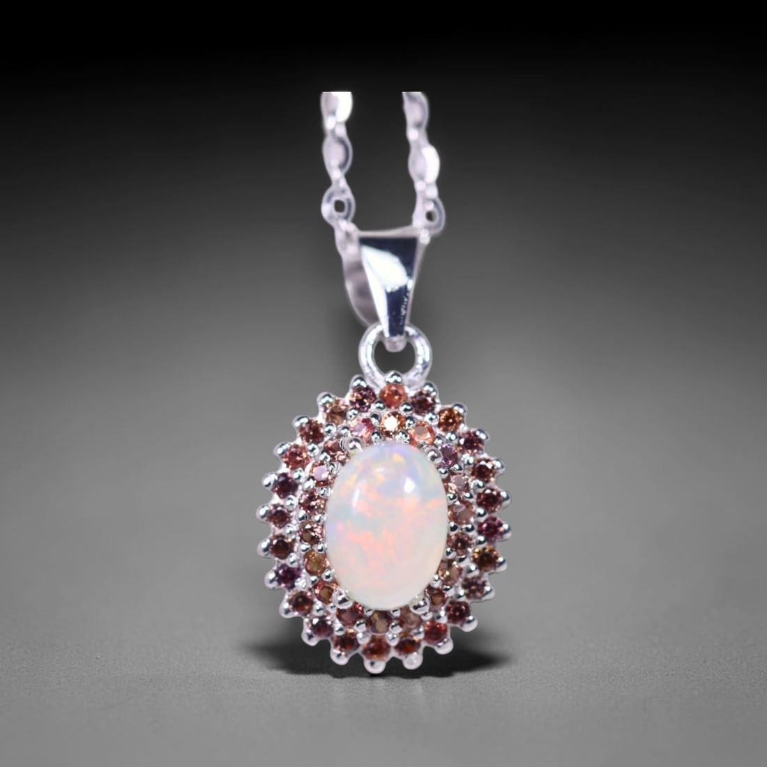 18inches Necklace Fire Opal & Sapphire - 925 Sterling Silver , 22E: Ksmith Heritage Auctioneers Subject: Natural Fire Opal & Sapphire Origin: Thailand Carat Weight: 2.25g Dimension: Gemstone 5x7mm Type: Necklace