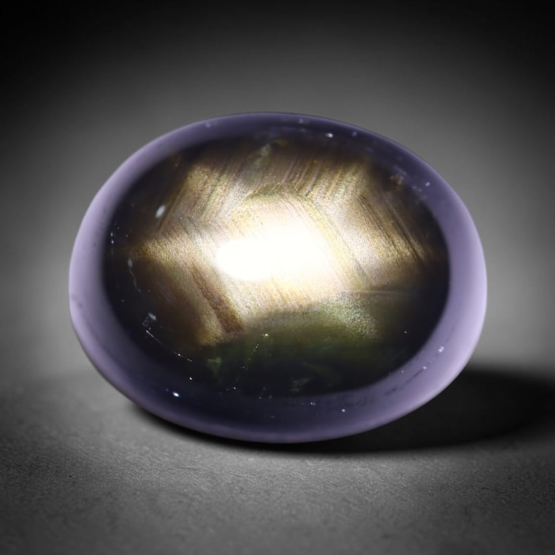 3.55cts 6 Rays Black Star Sapphire , 365E: Ksmith Heritage Auctioneers Subject: Natural 6 Rays Star Sapphire Origin: Myanmar Carat Weight: 3.55 cts Dimension: 8.8x6.8x4.3 mm Treatment: Diffusion Type: Cabochon, Pol