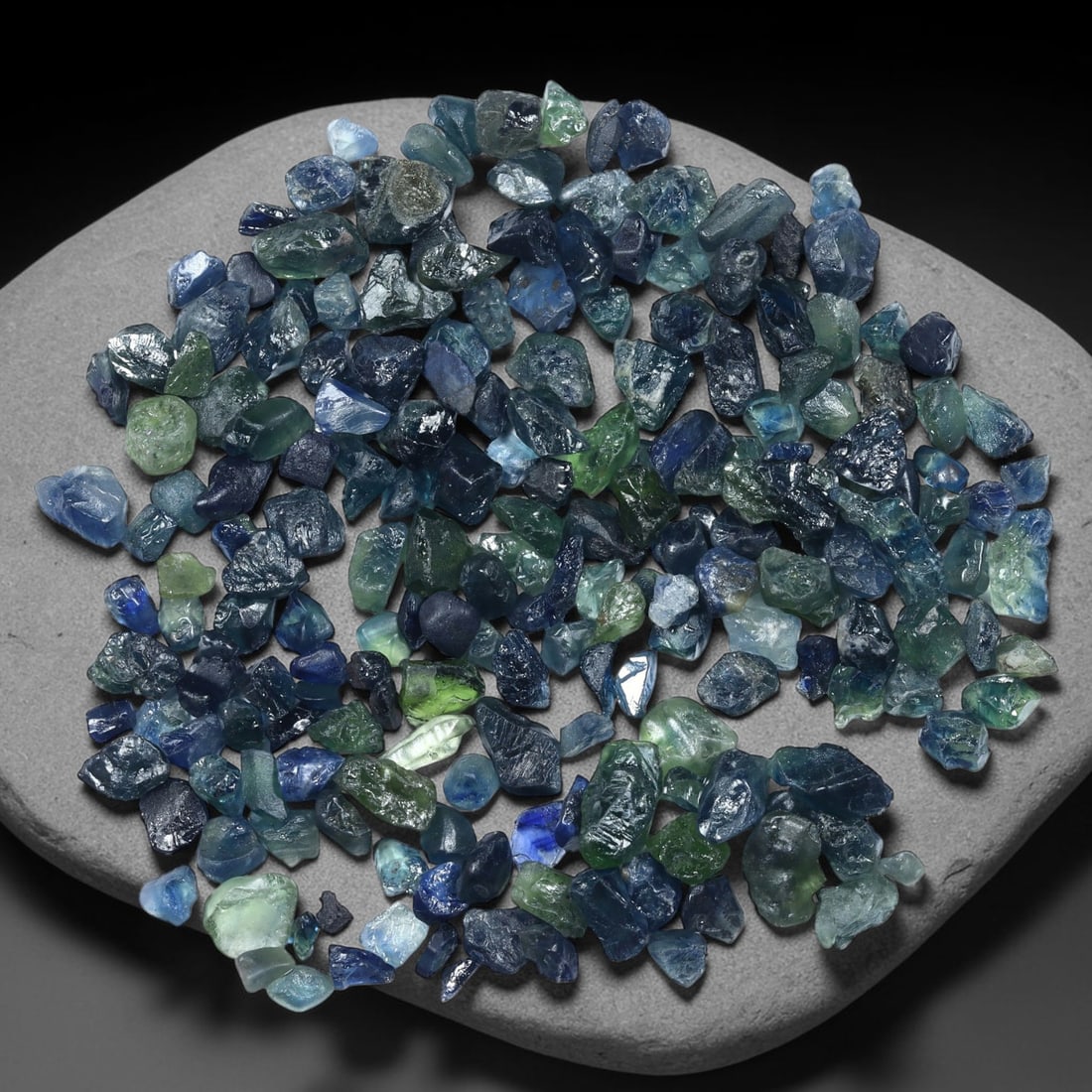 43Ct Raw Australian Blue Sapphire Freeform Lot - Rough Specimen , 765C: Ksmith Heritage Auctioneers Subject: Natural Sapphire