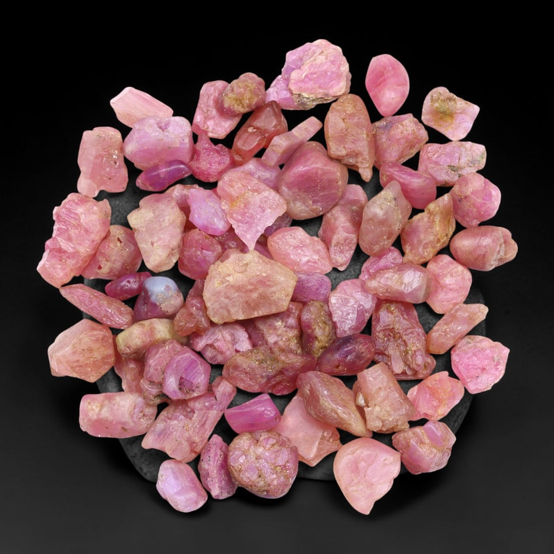 162Ct Raw Ruby Freeform Lot - Rough Specimen , 735C (1 of 3)
