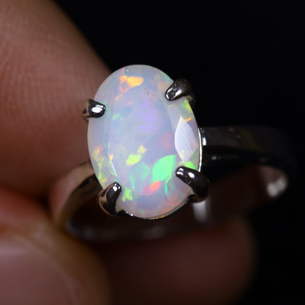 3.02g Natural Opal Stone Sterling Silver 925 Ring (Adjustable) , 866E: Ksmith Heritage Auctioneers Subject: Natural Ethiopian Opal Ring (Silver 925) Origin: Ethiopia Stone Dimension: 11x8mm Treatment: Natural Untreated Type: Faceted, Polished