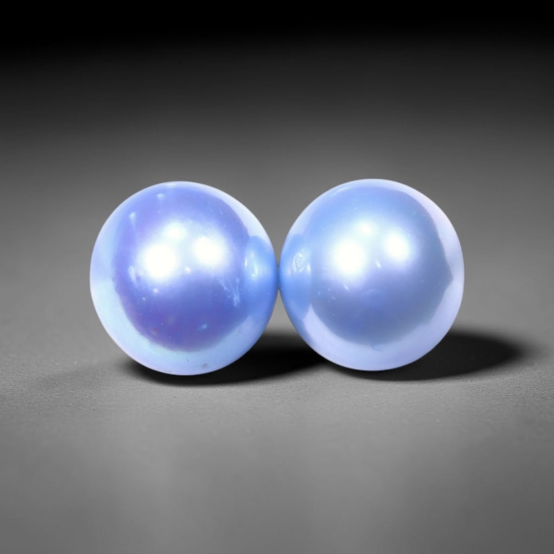 6.26cts Blue Freshwater Pearl Pair 7.5mm - No Hole Drill , 474C: Ksmith Heritage Auctioneers Subject: Natural Pearl Treatment: Colour Enhance Shape: Round Bead Type: Without hole, no drill