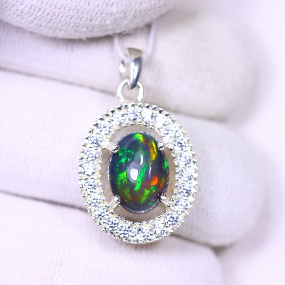 Silver Pendant with Ethiopian Black Opal 3.5grams - 925 Sterling Silver, 427B (1 of 4)
