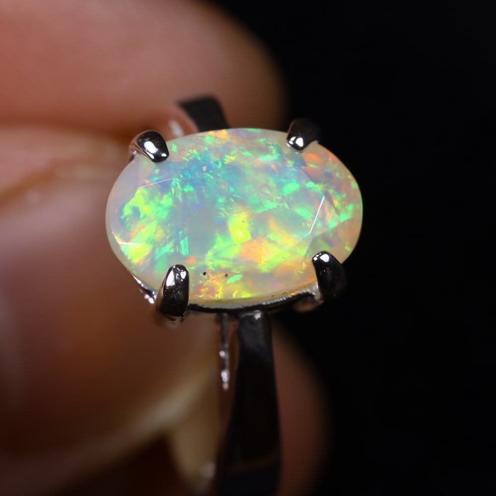 3.32g Natural Opal Stone Sterling Silver 925 Ring (Adjustable) , 88E: Ksmith Heritage Auctioneers Subject: Natural Ethiopian Opal Ring (Silver 925) Origin: Ethiopia Stone Dimension: 11x8mm Treatment: Natural Untreated Type: Faceted, Polished