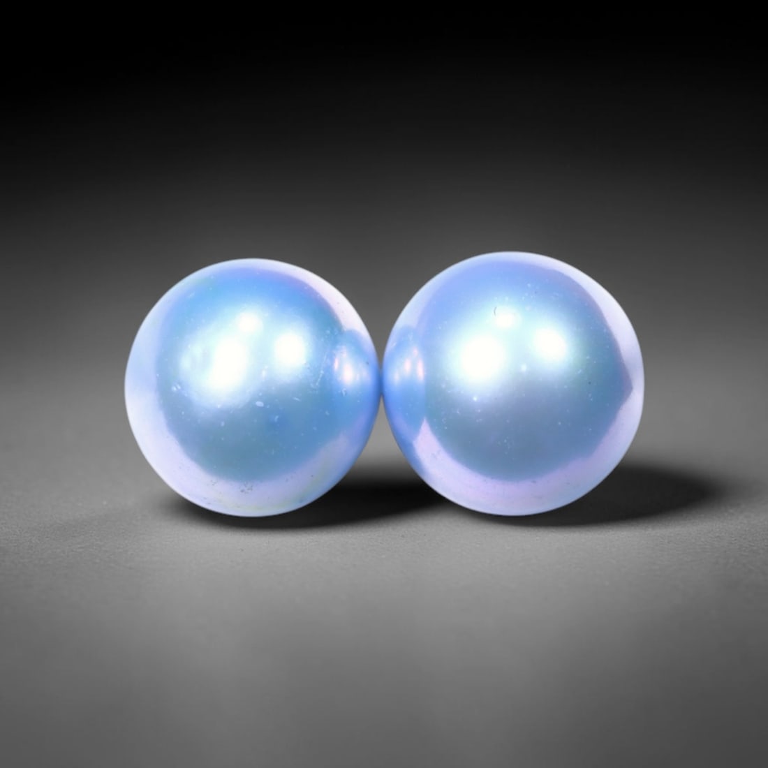 6.07cts Blue Freshwater Pearl Pair 7.6mm - No Hole Drill , 487C (1 of 2)