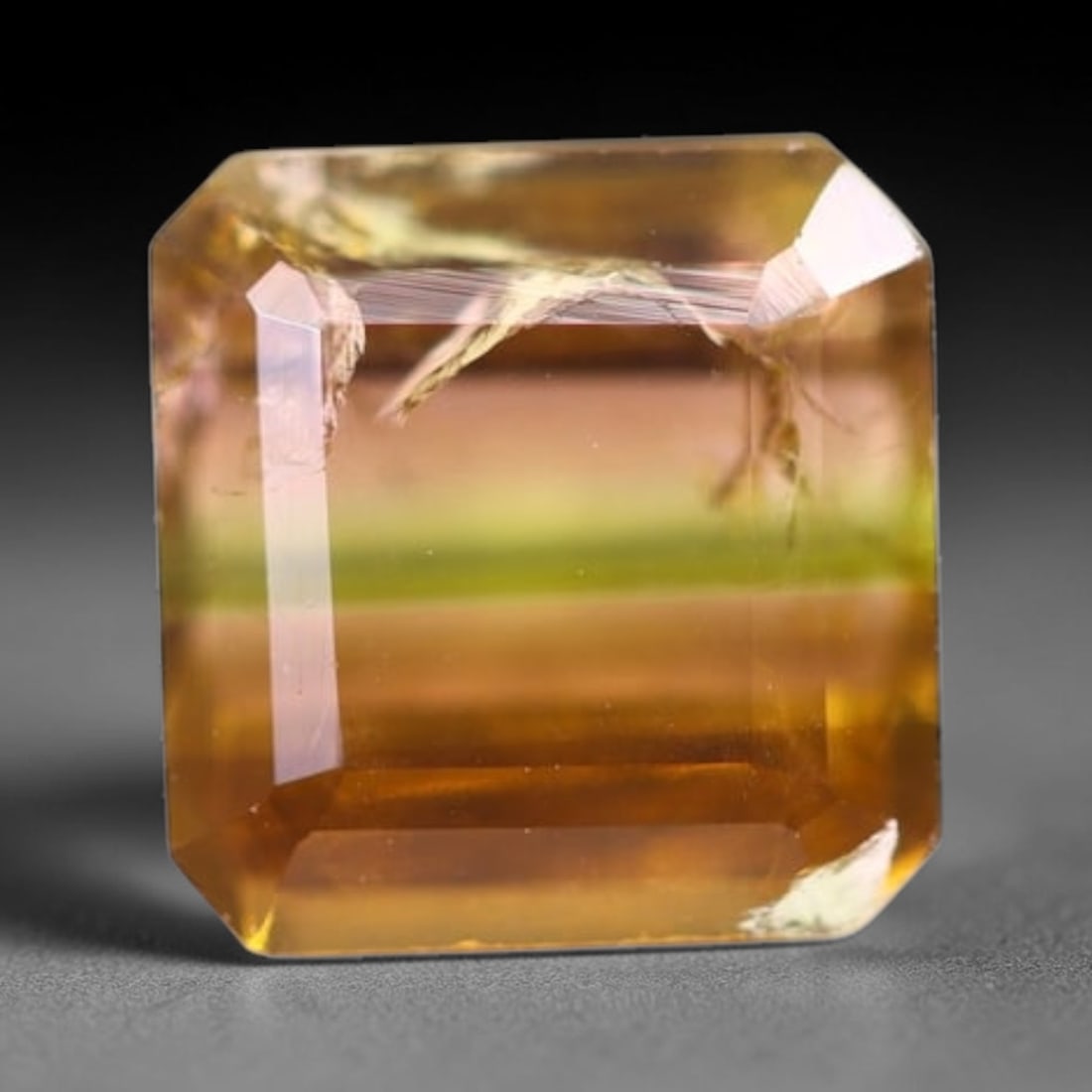 *2.67Ct Natural Watermelon Tourmaline - Bi-Colour Faceted Cut, 175C: Ksmith Heritage Auctioneers Subject: Natural Tourmaline Origin: Africa Carat Weight: 2.67 Ct Dimension: 7.6x7.4x4.9 mm Type: Faceted, Polished