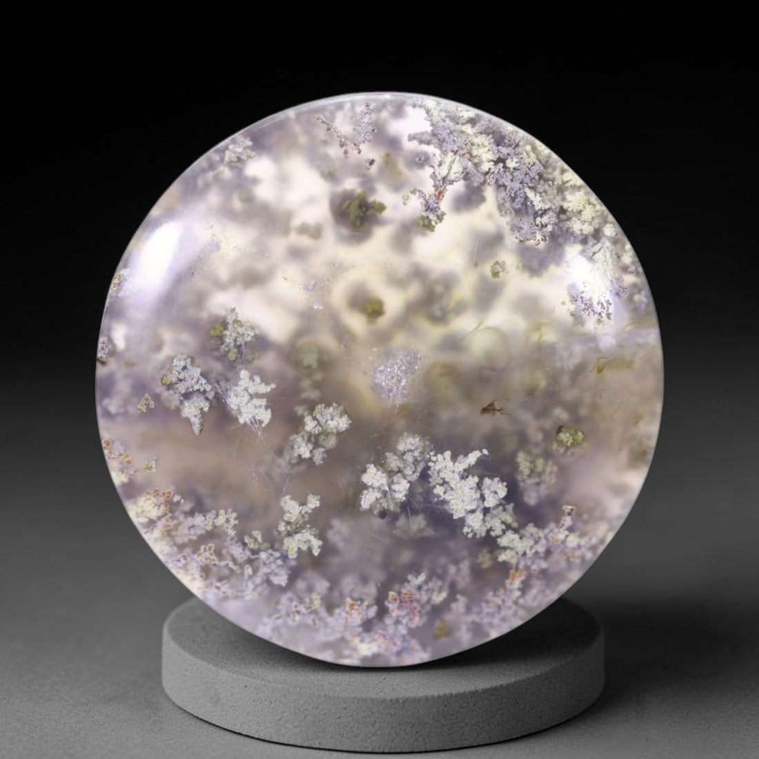 48.20Ct Moss Agate Cabochon - Polished - 32x32mm Approx , 346E: Ksmith Heritage Auctioneers Subject: Natural Agate Treatment: Natural Untreated Type: Cabochon, Polished