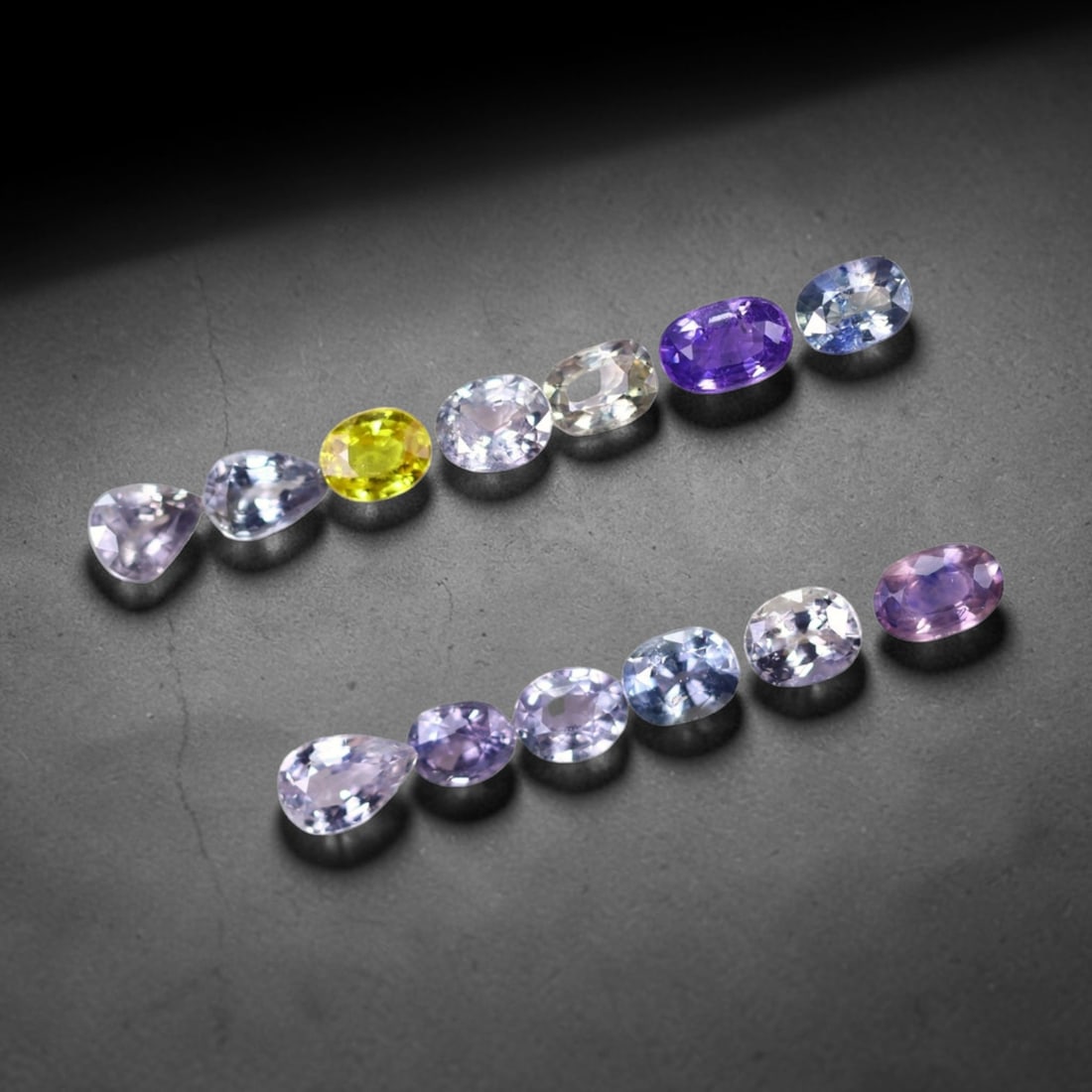 *5.89Ct Heated Fancy Sapphire Lot - Polished Faceted , 343C: Ksmith Heritage Auctioneers Subject: Natural Sapphire Carat Weight: 5.89Ct Dimension: 6.1x4x2.6 mm Treatment: Heated Type: Faceted, Polished