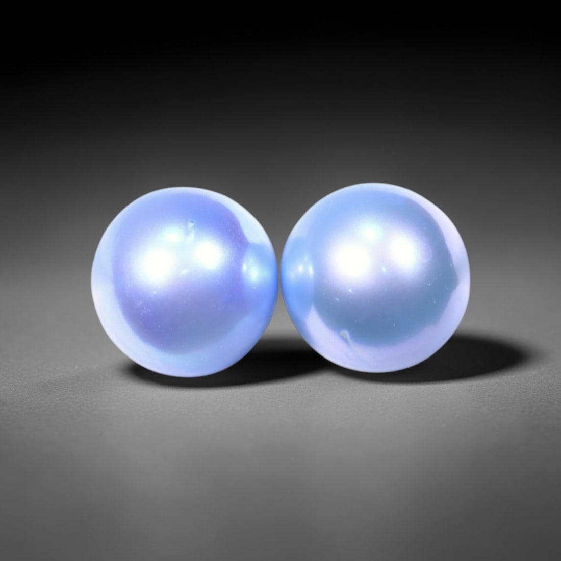 6.33cts Blue Freshwater Pearl Pair 7.5mm - No Hole Drill , 490C: Ksmith Heritage Auctioneers Subject: Natural Pearl Treatment: Colour Enhance Shape: Round Bead Type: Without hole, no drill
