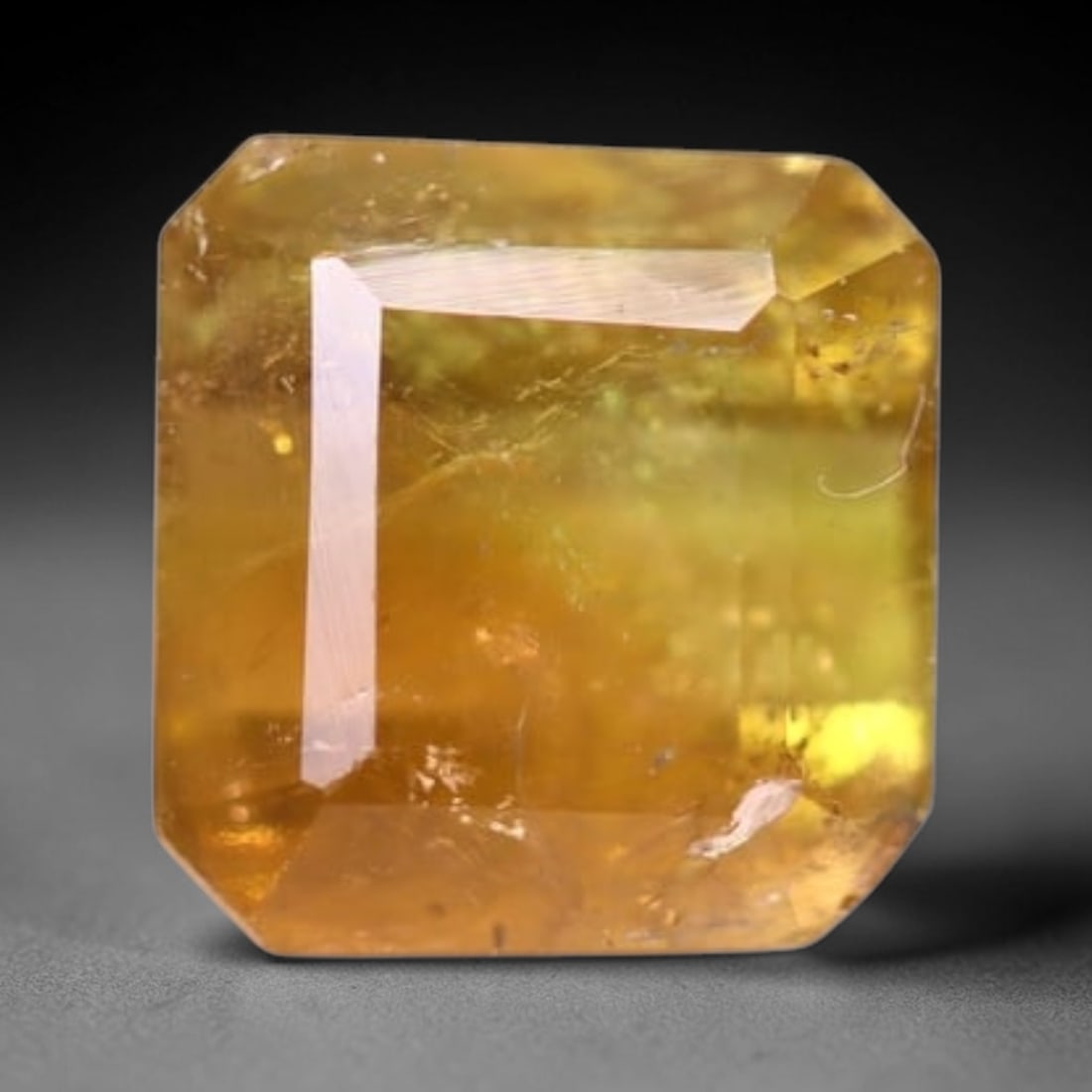 *1.52Ct Natural Watermelon Tourmaline - Bi-Colour Faceted Cut, 178C: Ksmith Heritage Auctioneers Subject: Natural Tourmaline Origin: Africa Carat Weight: 1.52 Ct Dimension: 6.8x6.5x4 mm Type: Faceted, Polished