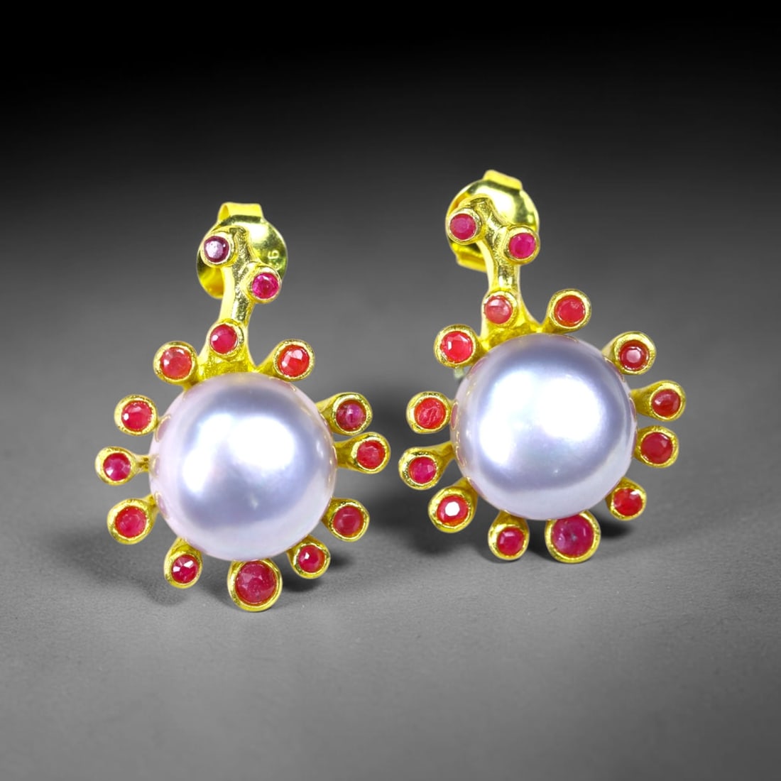 Pearl and Ruby Earrings - 925 Sterling Silver - Gold Plated , 617E: Ksmith Heritage Auctioneers Subject: Natural Pearl & Ruby Origin: Thailand Carat Weight: 47.92ct Dimension: Stone 2-12mm Type: Earrings