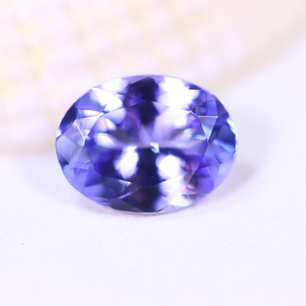 1.67Ct Tanzanite - Polished Faceted - Oval Faceted , 8E: Ksmith Heritage Auctioneers Subject: Natural Tanzanite Origin: Tanzania Carat Weight: 1.67Ct Dimension: 8.8 x 6.7 x 3.9 mm Treatment: Heated Shape: Oval Type: Fa