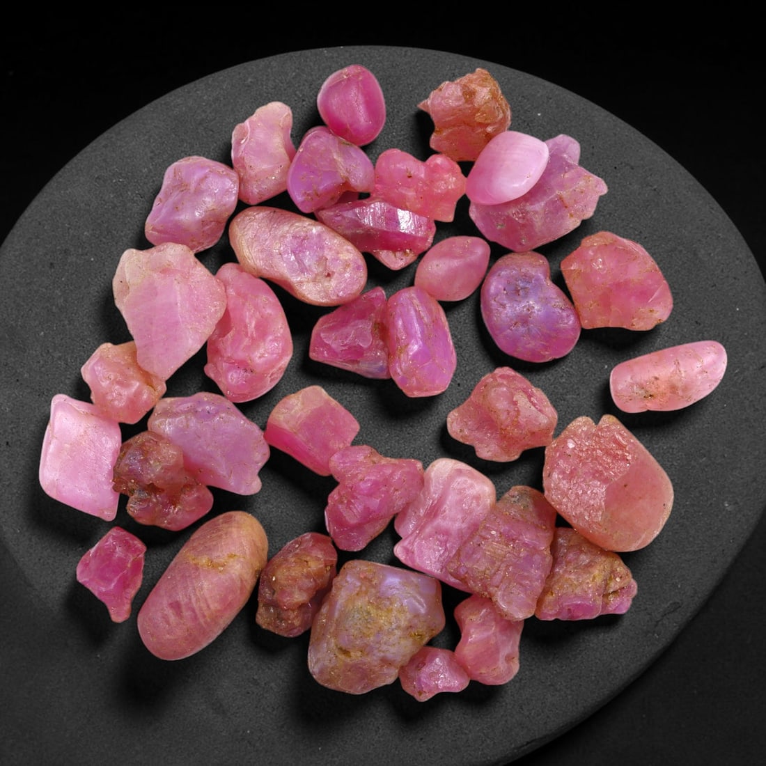 67Ct Raw Ruby Freeform Lot - Rough Specimen , 757C: Ksmith Heritage Auctioneers Subject: Natural Ruby Treatment: No Treat