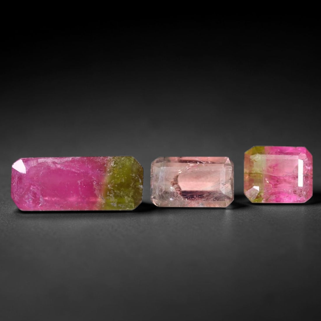 5.00cts Natural Watermelon Tourmaline Set - Bi-Colour Faceted Cut , 366E: Ksmith Heritage Auctioneers Subject: Natural Tourmaline Origin: Africa Carat Weight: 5.00 cts Dimension: 8.5x5.1x3.2 mm Type: Faceted, Polished