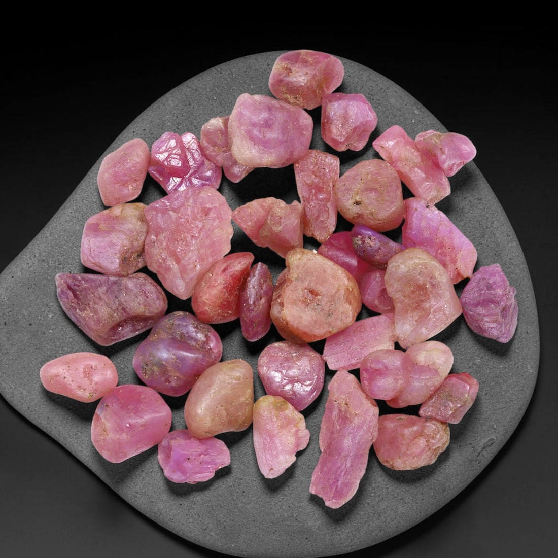 71Ct Raw Ruby Freeform Lot - Rough Specimen , 744C: Ksmith Heritage Auctioneers Subject: Natural Ruby Treatment: No Treat