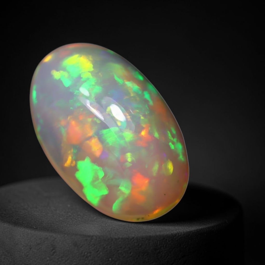4.81Ct Welo Opal Polished - Ethiopian Opal, 1241B: Ksmith Heritage Auctioneers Subject: Natural Ethiopian Welo Opal Origin: Ethiopia Carat Weight: 4.81Ct Dimension: 15.7x10.4x7.2 mm Treatment: Natural Untreated Type: Cabochon,