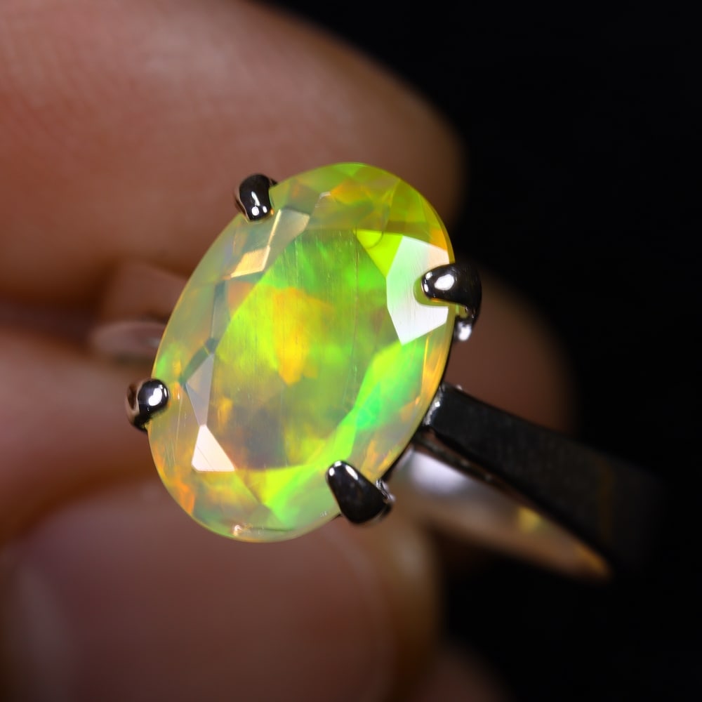 3.01g Natural Opal Stone Sterling Silver 925 Ring (Adjustable) , 483E: Ksmith Heritage Auctioneers Subject: Natural Ethiopian Opal Ring (Silver 925) Origin: Ethiopia Stone Dimension: 11x8mm Treatment: Natural Untreated Type: Faceted, Polished
