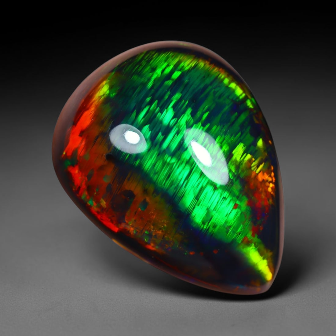 5.16Ct Natural Ethiopian Black Opal - 15.4x11.5x6.8 mm , 814C: Ksmith Heritage Auctioneers Subject: Natural Ethiopian Welo Opal Origin: Ethiopia Treatment: Smoked