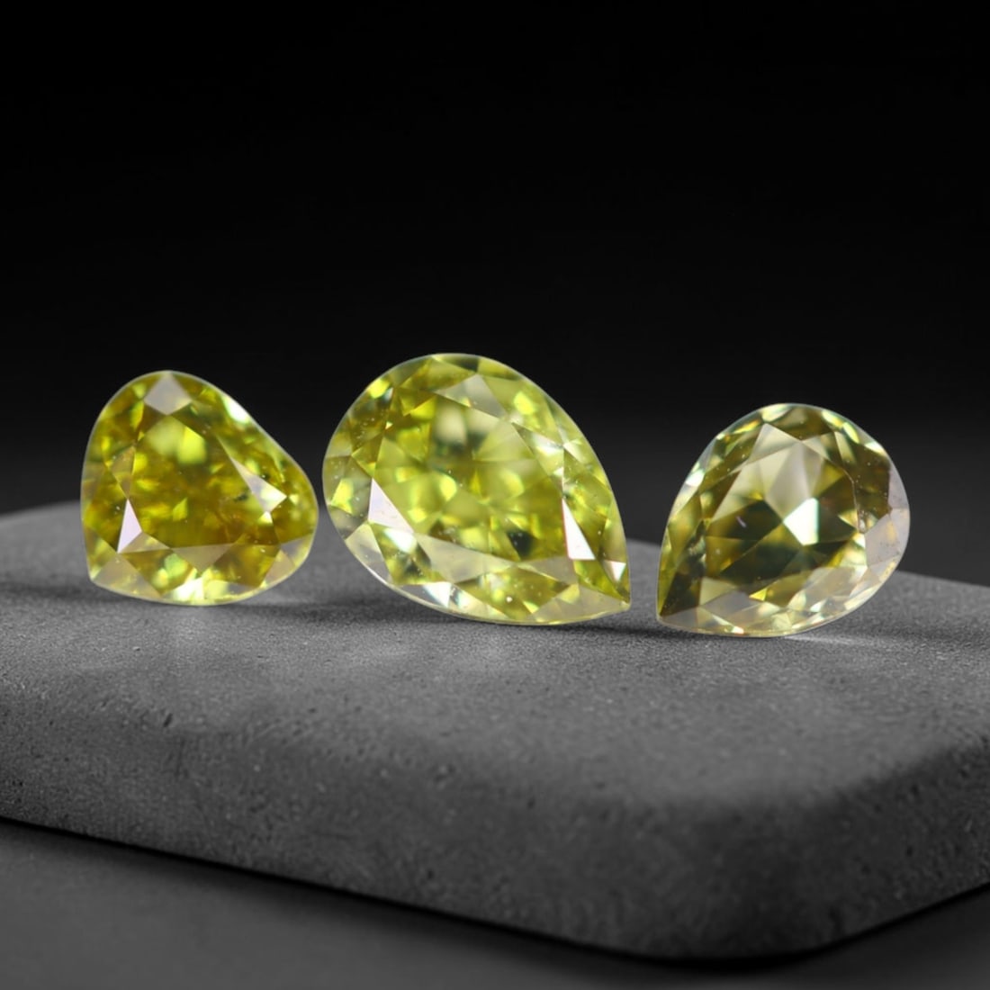 0.44Ct Fancy Diamond Set - Polished Faceted , 1117E: Ksmith Heritage Auctioneers Subject: Natural Diamond Origin: Africa Carat Weight: 0.44Ct Dimension: 4.1x3x2 mm Treatment: Unheated Type: Faceted, Polished