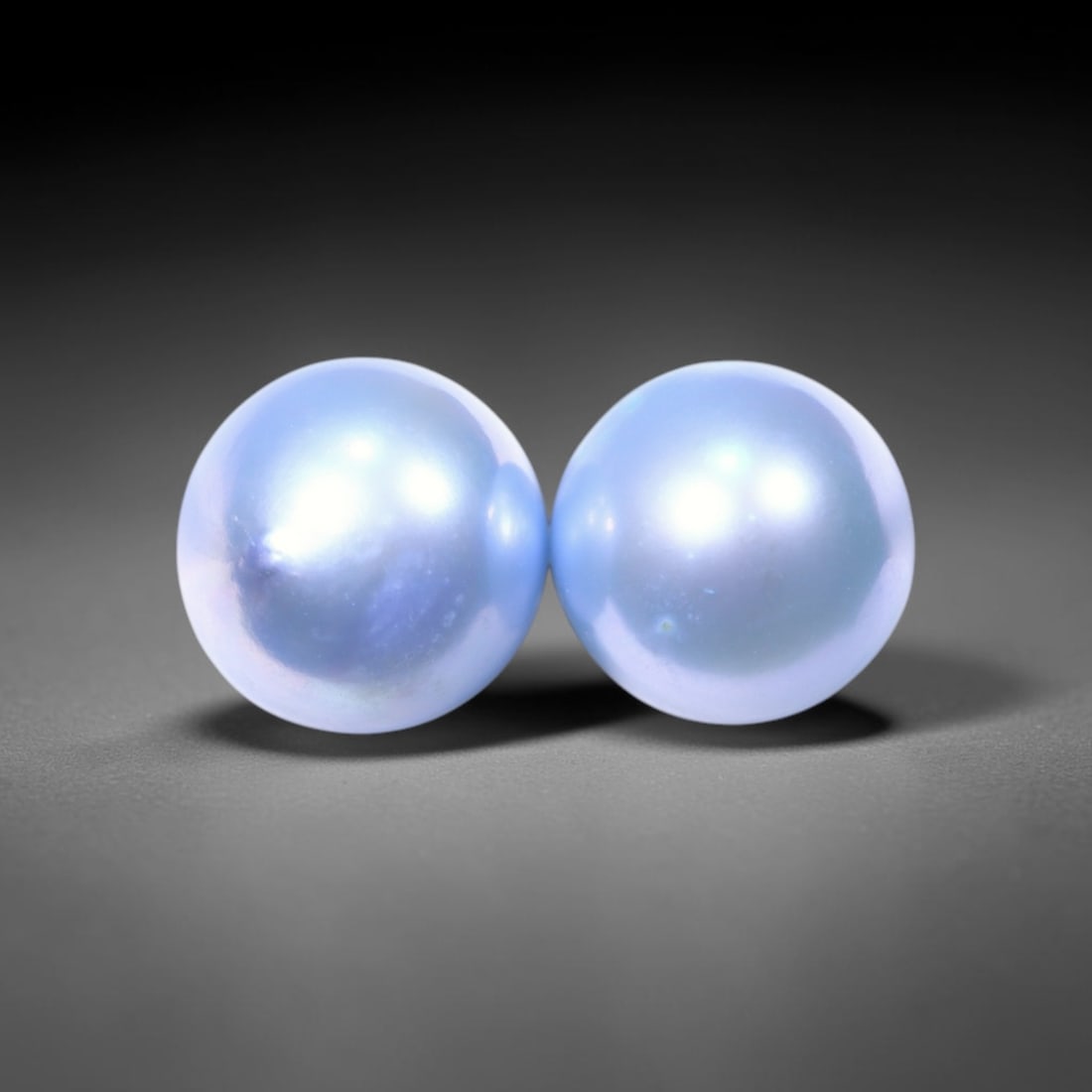 6.60cts Blue Freshwater Pearl Pair 7.7mm - No Hole Drill , 494C: Ksmith Heritage Auctioneers Subject: Natural Pearl Treatment: Colour Enhance Shape: Round Bead Type: Without hole, no drill