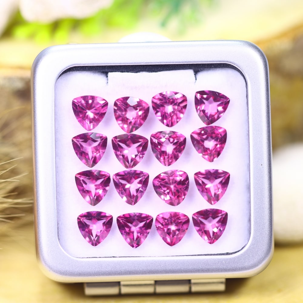 *13.74cts Natural Pink Topaz Set - Polished Faceted , 6mm, 41C: Ksmith Heritage AuctioneersSubject: Natural Topaz (without box) Origin: Myanmar Treatment: Coated