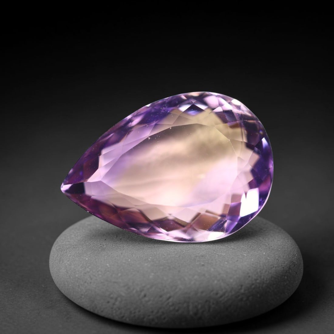 15.08 Ct Ametrine Gemstones - 20.3x14.2x8.6mm Polished Faceted , 962C: Ksmith Heritage Auctioneers Subject: Natural Ametrine Origin: Bolivia Treatment: Unheated Type: Faceted, Polished