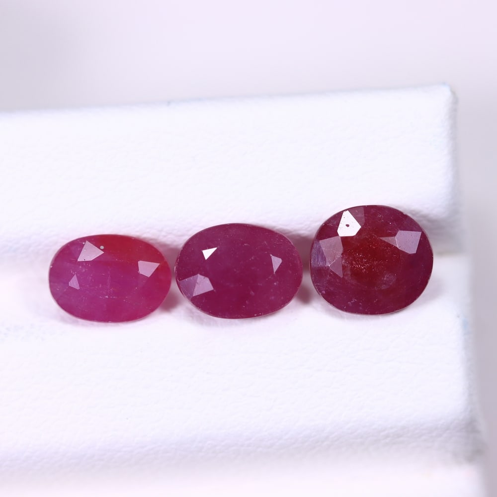 4.33 Ct Ruby Set - 7x5x3mm , 993C - 2