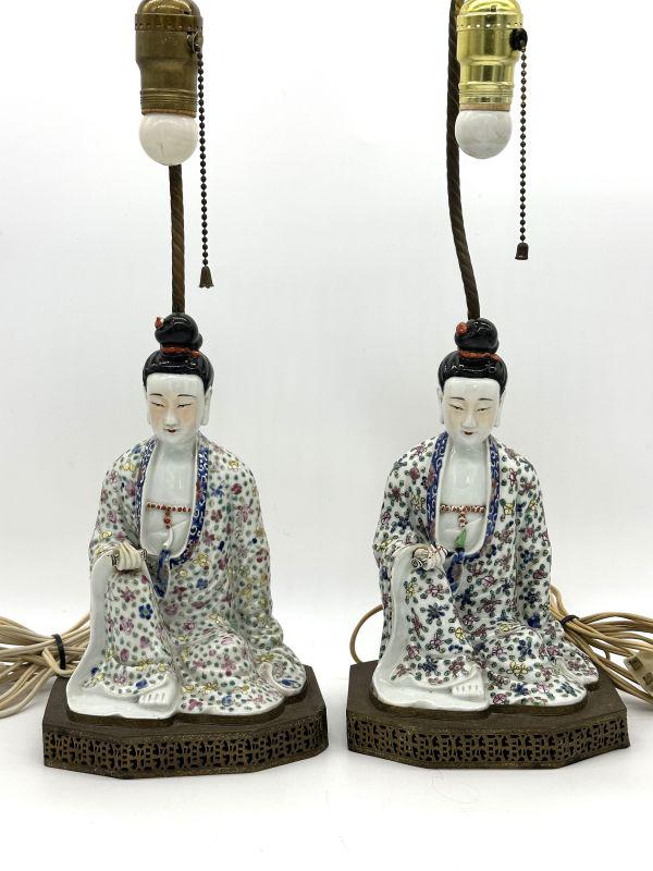 A PAIR OF CHINESE PORCELAIN FAMILLE ROSE GUANYIN STATUE LAMPS (1 of 6)