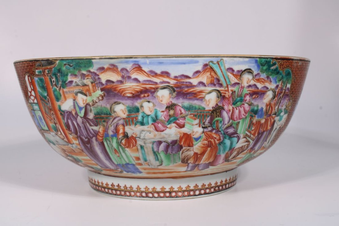 Chinese 18th Century Large Export Bowl (1 of 7)