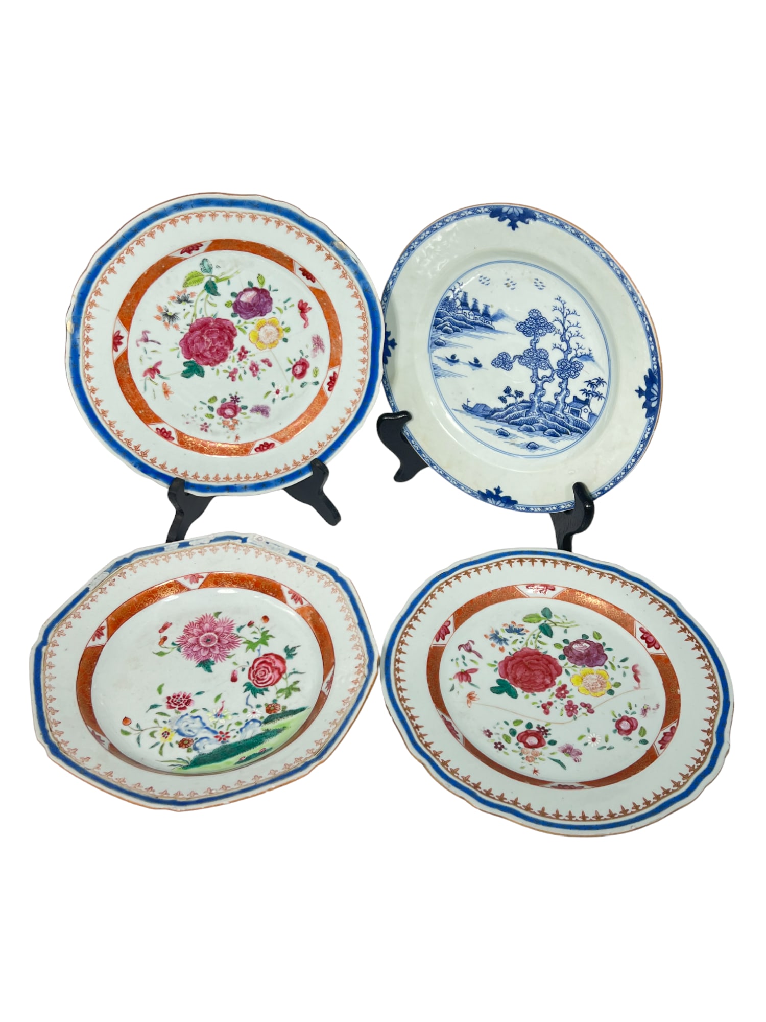Four Chinese Export Porcelain Plates (1 of 9)