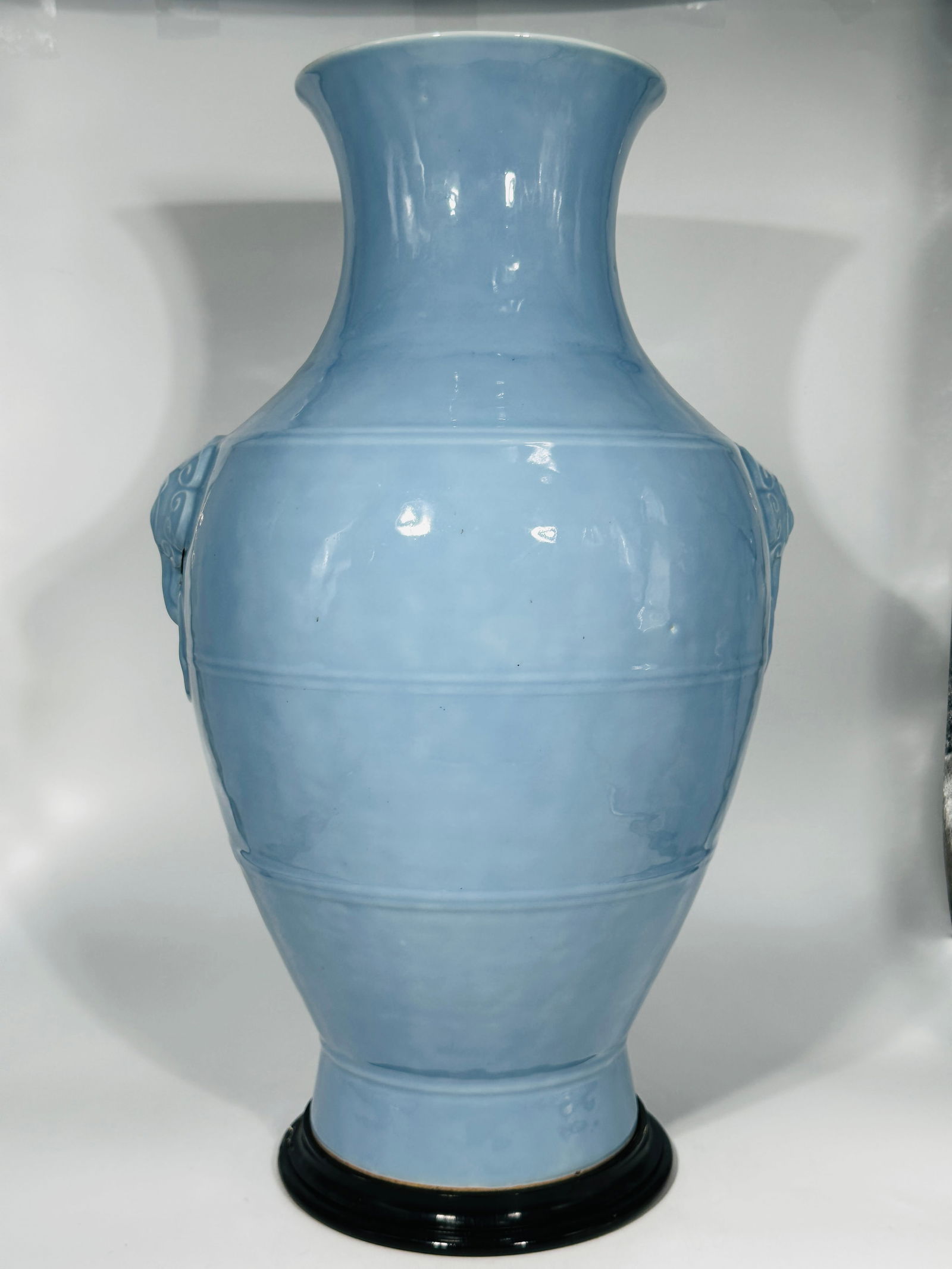 Large Chinese Bean Glazed Vase with Wooden Base (1 of 8)
