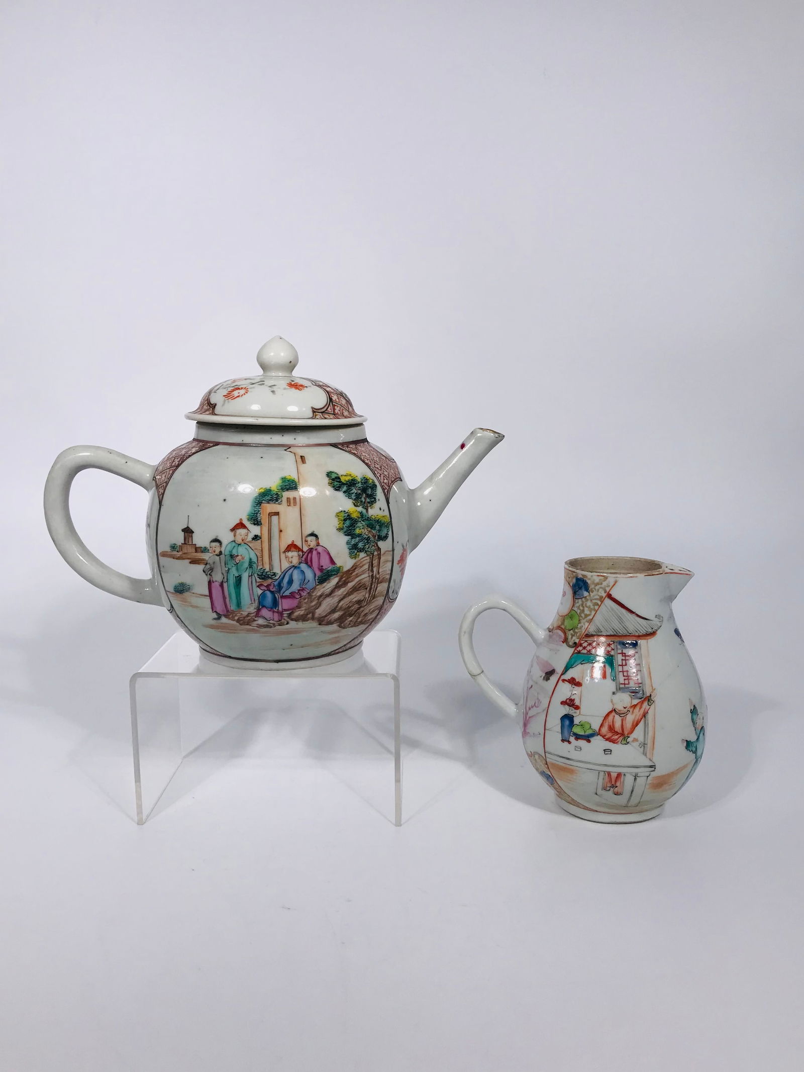Chinese Export Teapot with a Milk Jar, 18th Century (1 of 20)