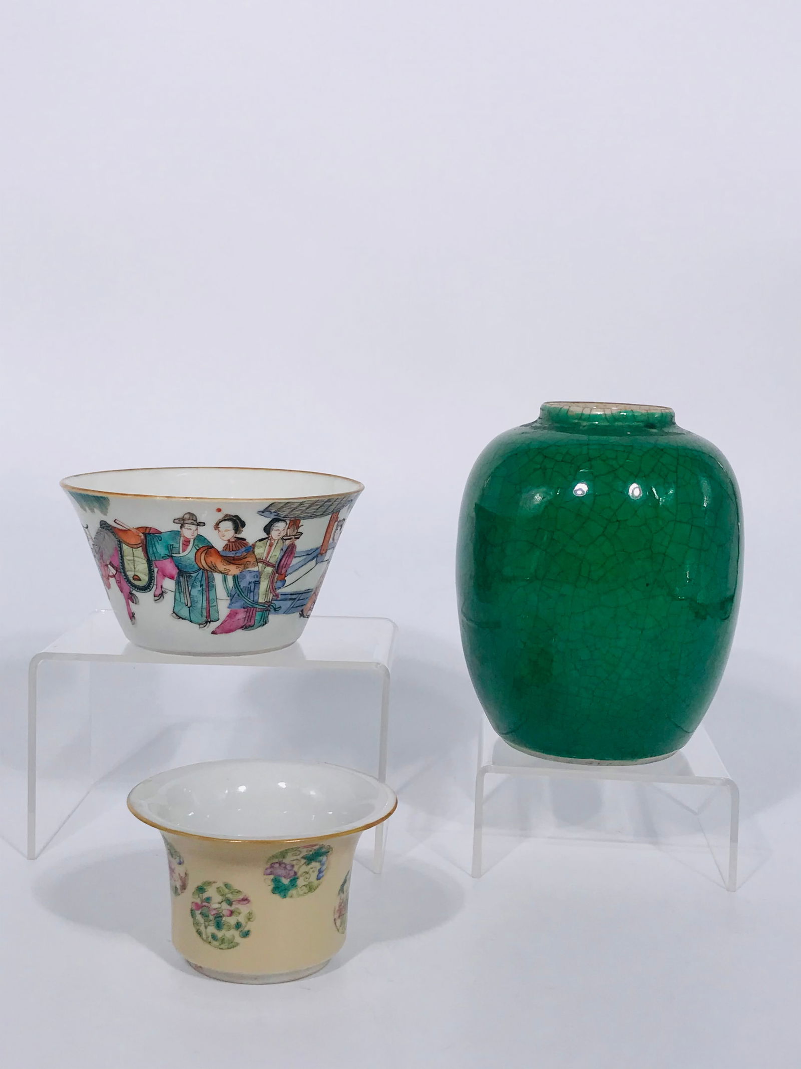Three Chinese Porcelain Items (1 of 19)