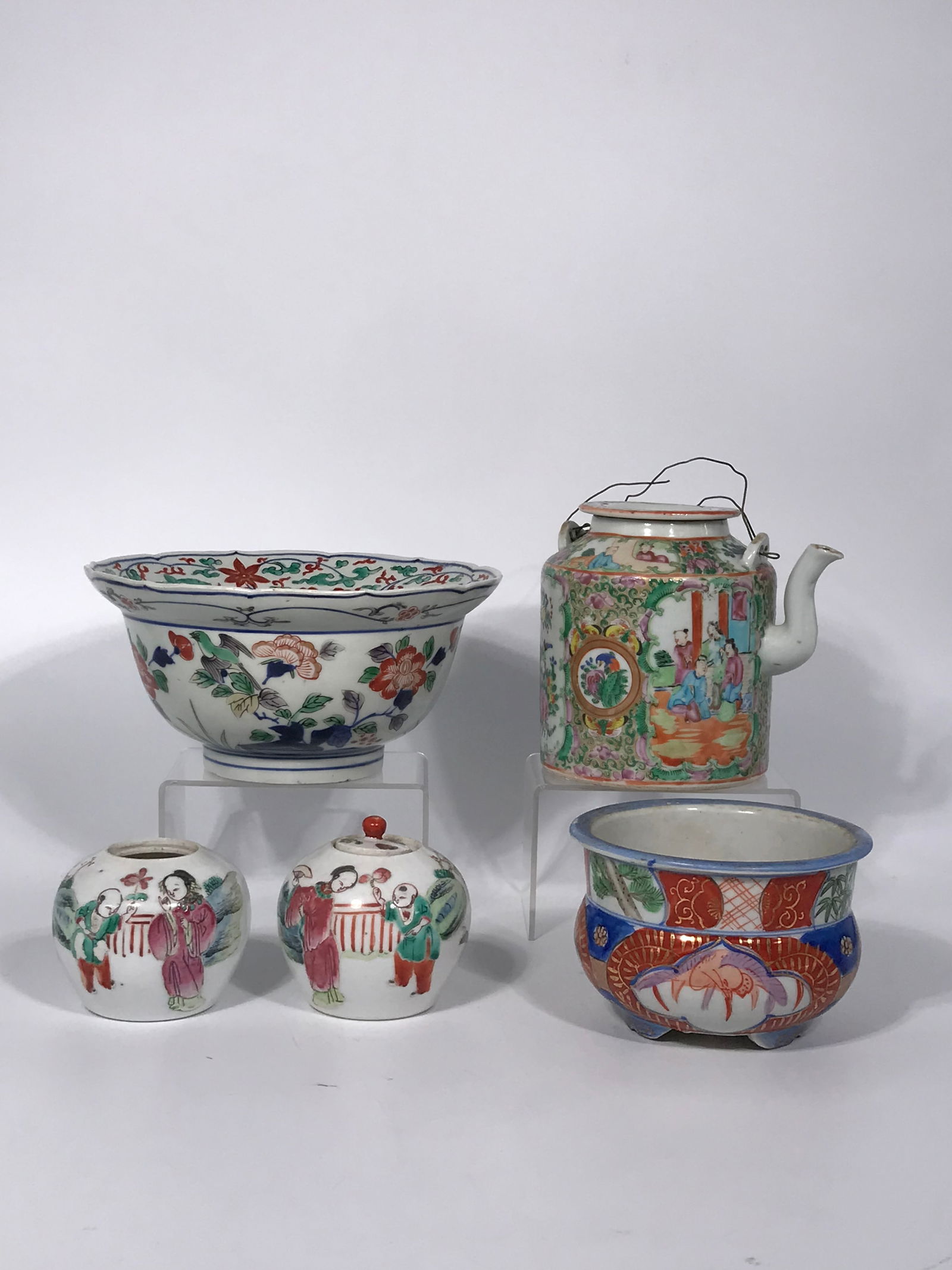 Group of Four Chinese Item and One Japanese Item (1 of 20)