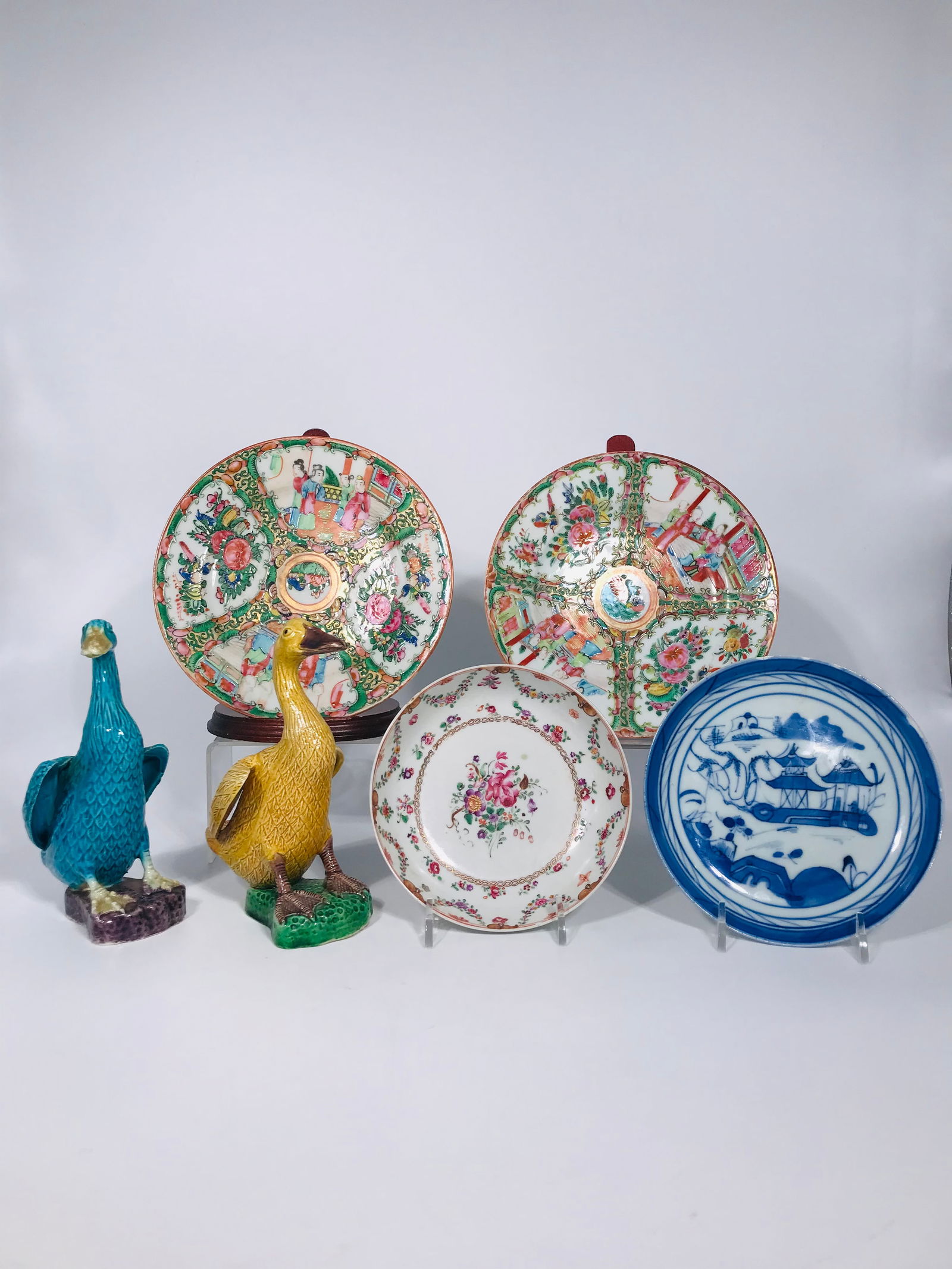 Two Chinese Porcelain Duck Figures and Four Chinese Plates (1 of 9)