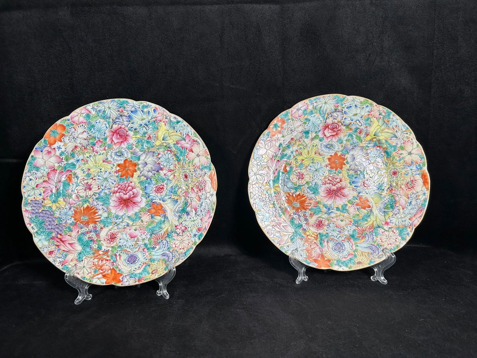 A Pair of Famille Rose Mille Fleurs Dishes, Qing Dynasty (1 of 2)