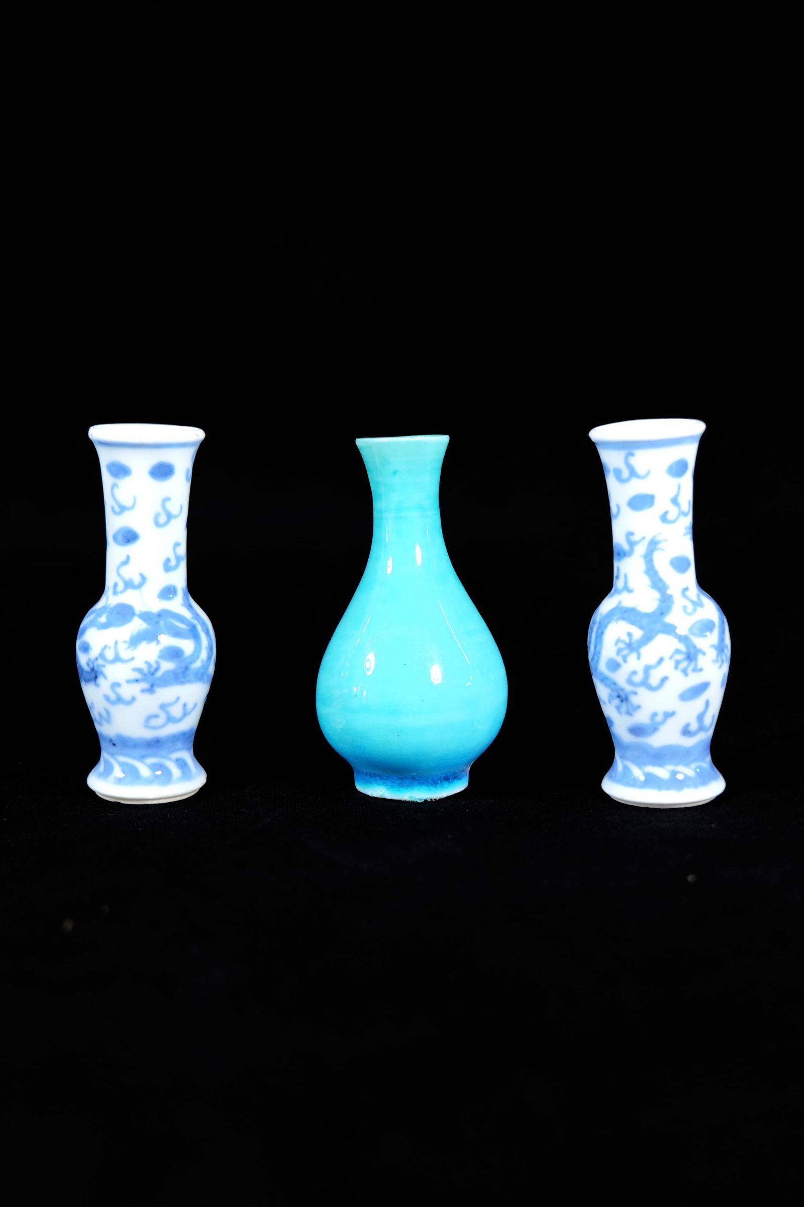 A Group of Three Small Vases, Late Qing/Republic Period (1 of 6)