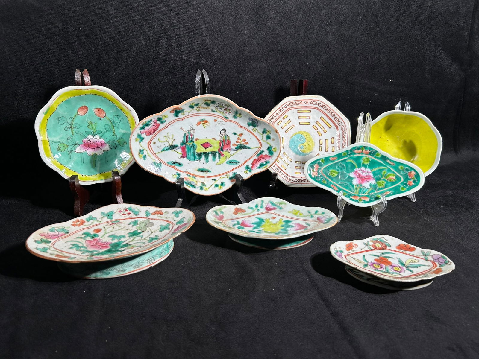 A Group of Eight Famille Rose Bowls and Dishes, Republic Period (1 of 11)