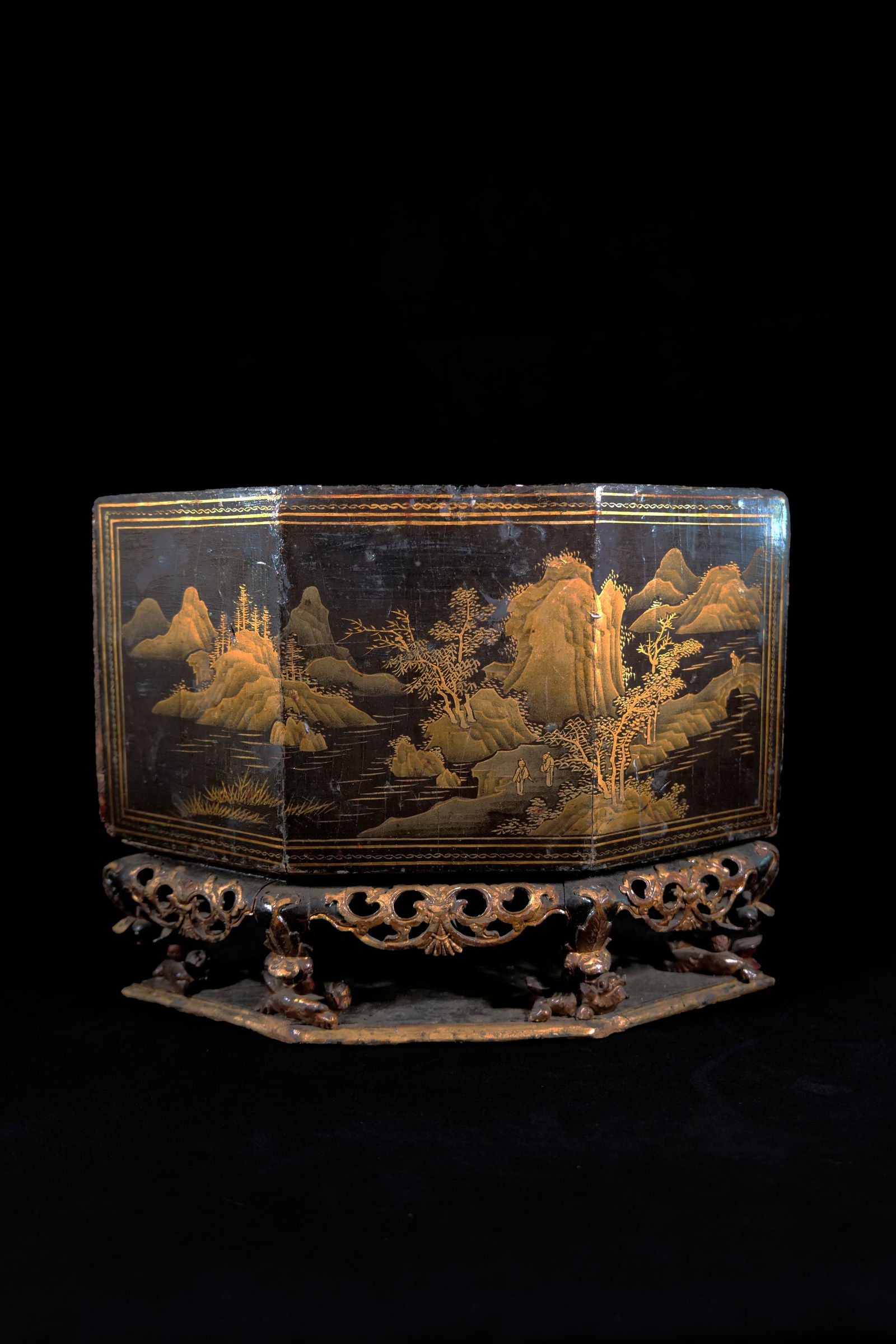 A Gilt-Decorated Black Lacquer Hexagonal 'Figural and Landscape' Stand and Cover, Republic Period (1 of 4)
