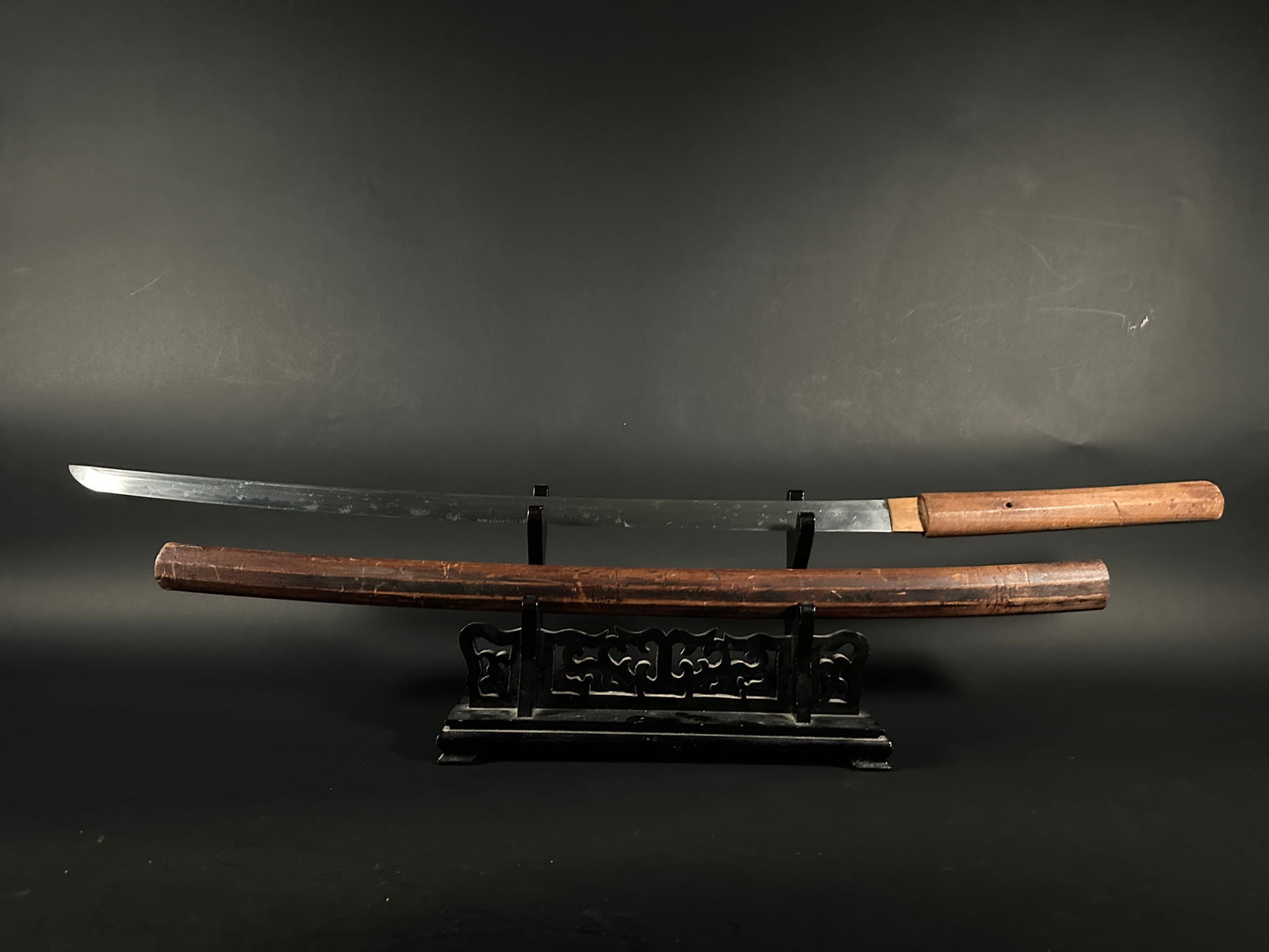 A WWII Japanese Katana Samurai Sword Kanefusa, Gendaito (1 of 18)