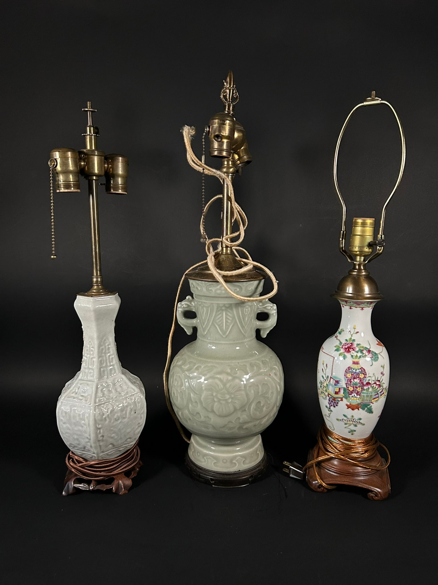 A Group of Three Porcelain Vases, Qing Dynasty/Republic Period (1 of 19)