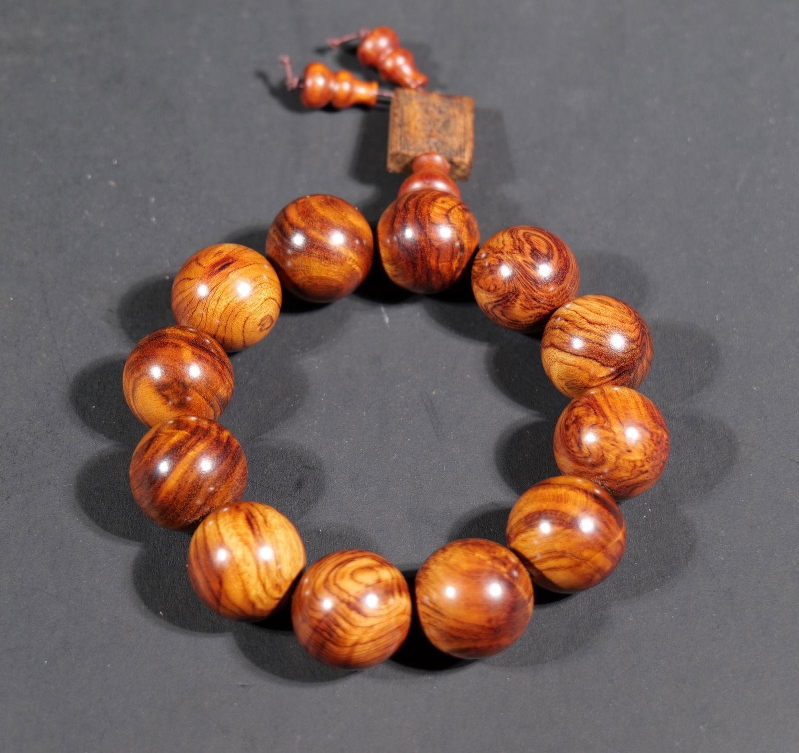 A String of Huanghuali Rosary Beads, Shuochuan (1 of 3)