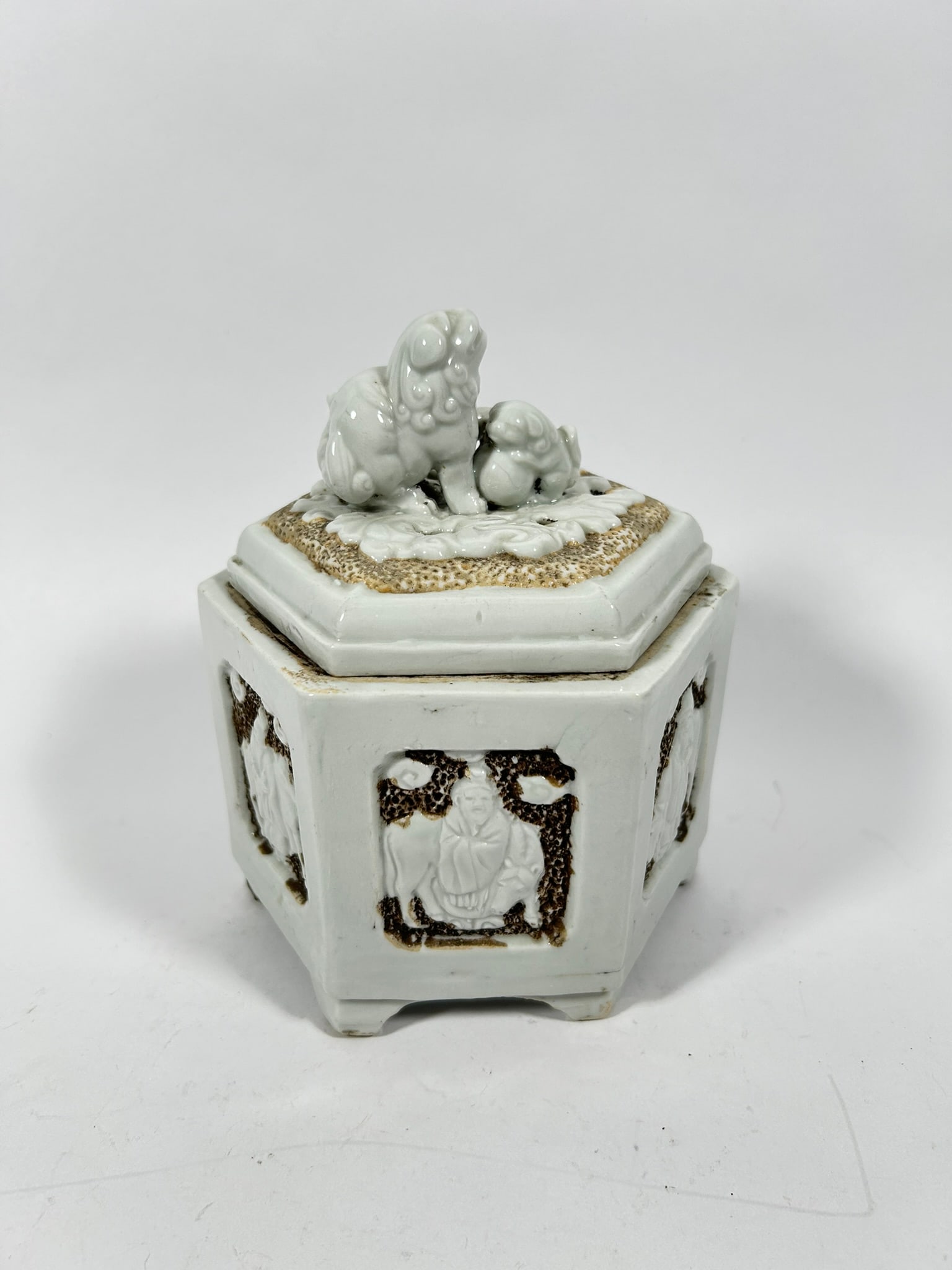 A Chinese White-Glazed Molded Hexagonal 'Immortals' Censer and Cover (1 of 11)