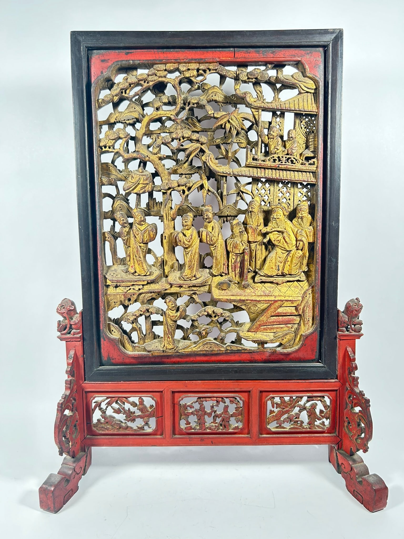 A Chinese Carved Lacquer Gilt-Decorated 'Figural' Table Screen (1 of 16)